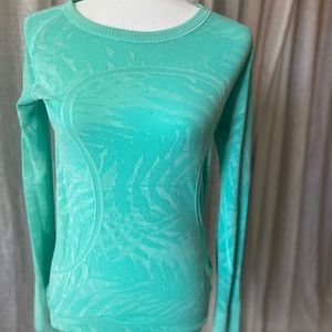 Lululemon athletica long sleeve